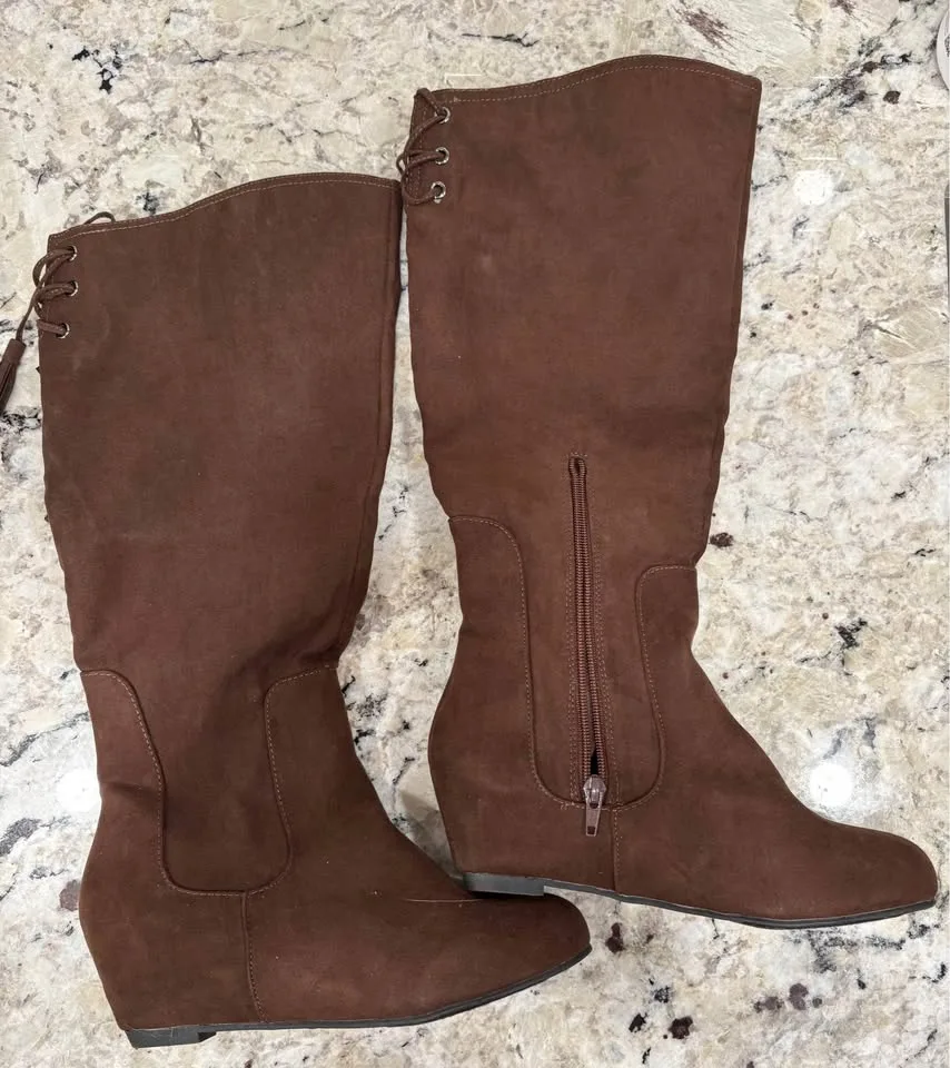 Size 8 - Knee High Brown Boots - Brand New - Never Worn image indicator(2)