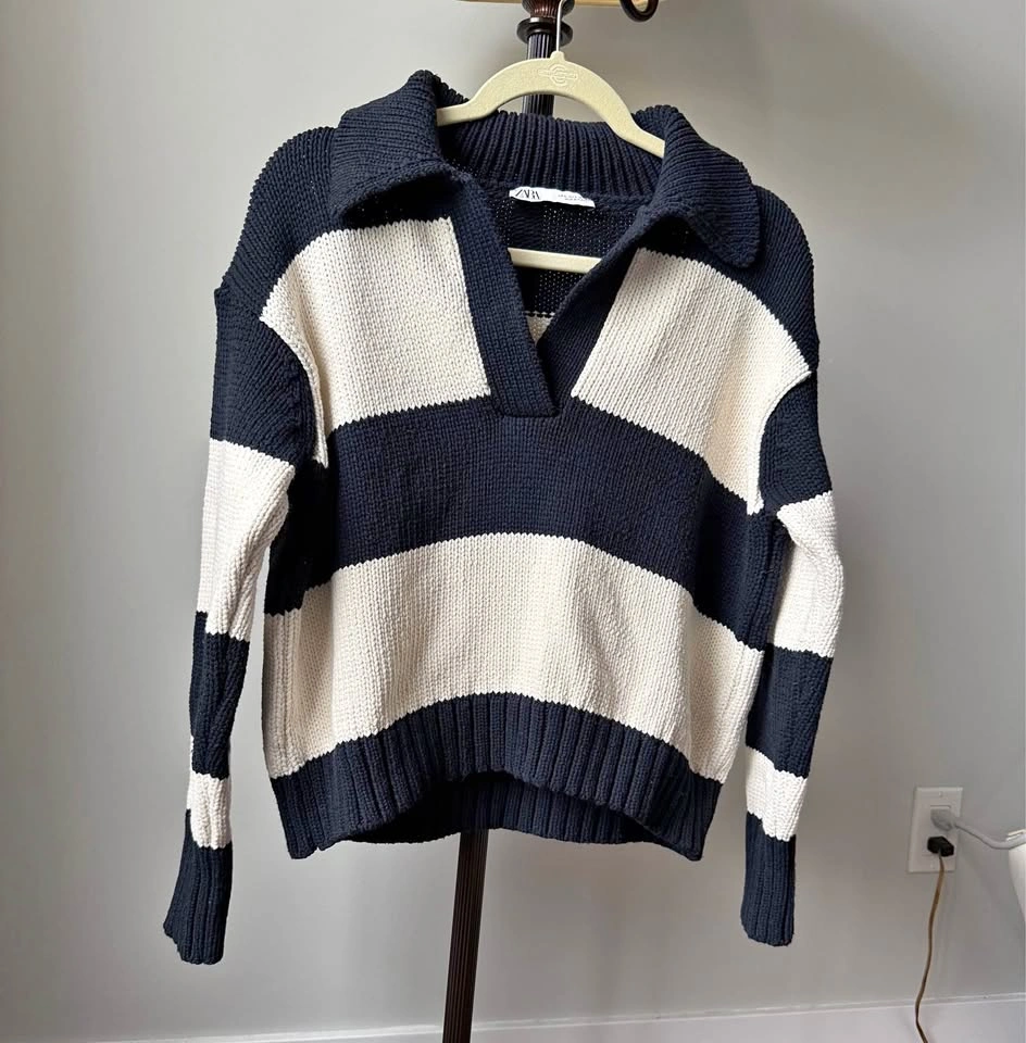 Trendy Zara Striped Sweater | Size: Small