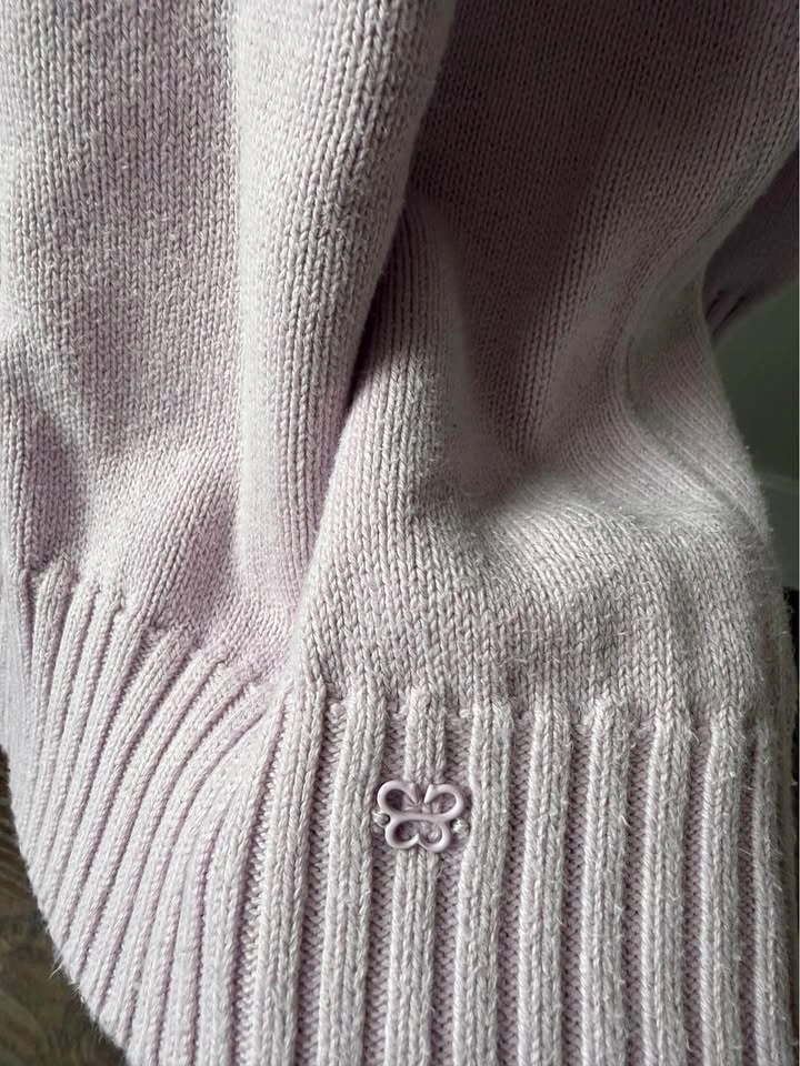 Sunday Best Aritzia Oversized Sweater - photo 4