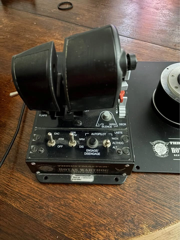 Thrustmaster HOTAS Warthog Flight Stick and Throttle - photo 2