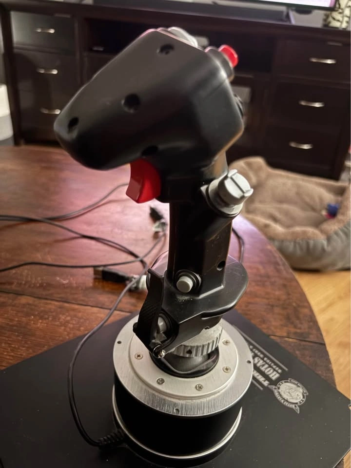 Thrustmaster HOTAS Warthog Flight Stick and Throttle - photo 5