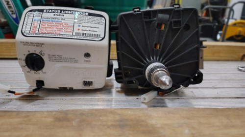 Resideo WV8840C1406 Water Heater Gas Valve Status Light - photo 3