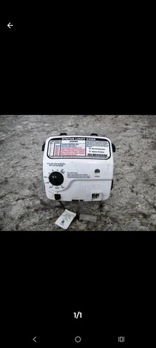 Resideo WV8840C1406 Gas Valve for Rheem Water Heater
