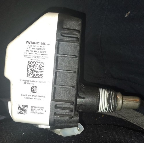 WV8840C1406 Water Heater Gas Valve - photo 2