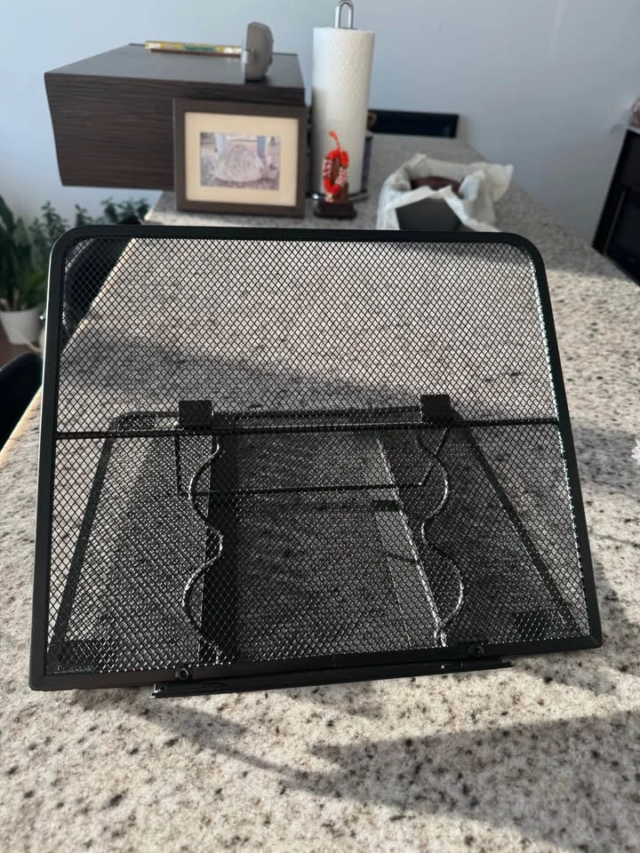 Laptop stand - photo 2