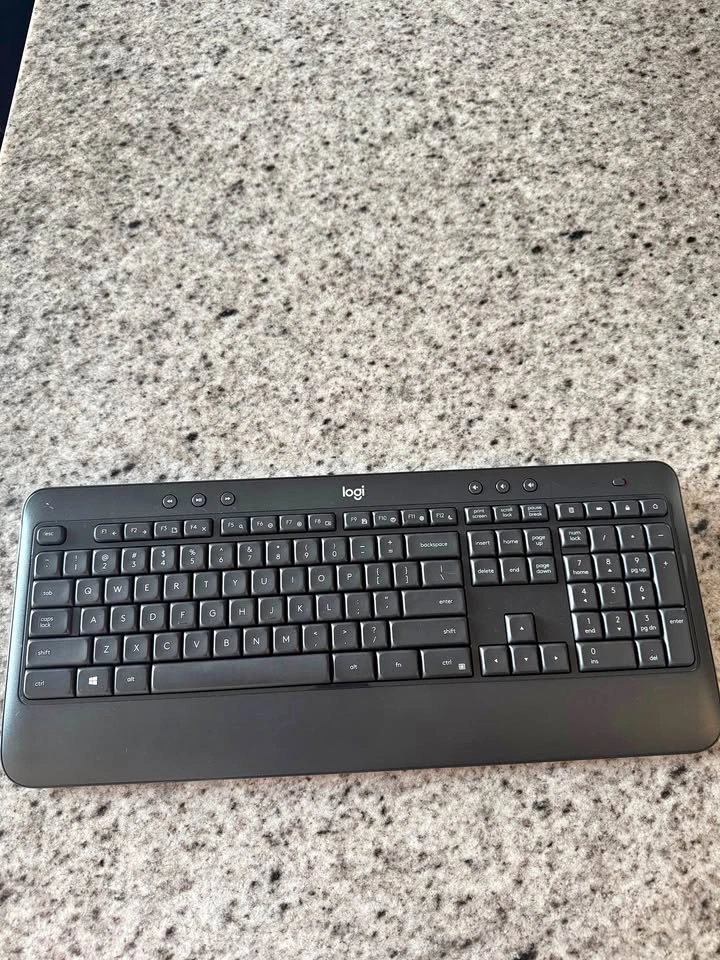Logitech K540 Wireless Keyboard