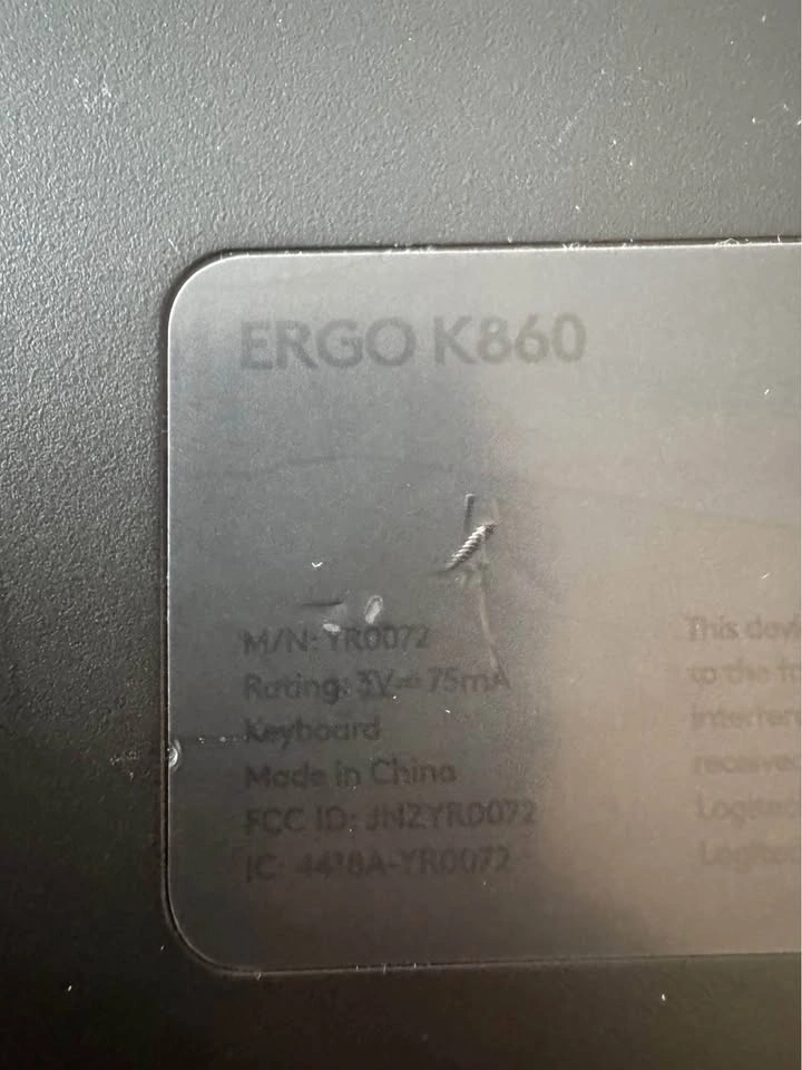 Logitech keyboard - photo 3