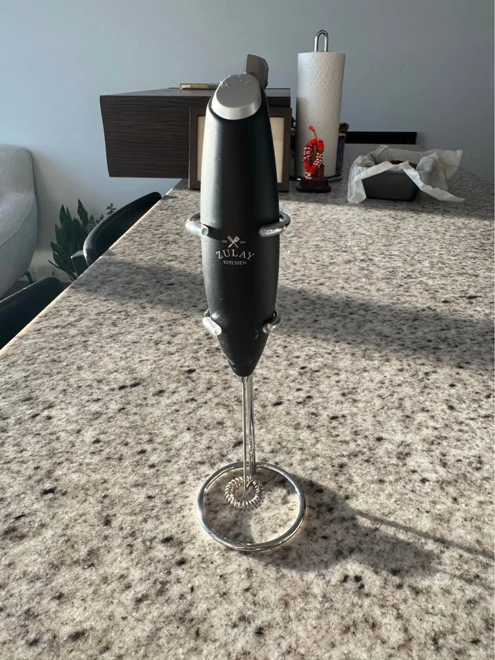Milk frother - photo 2