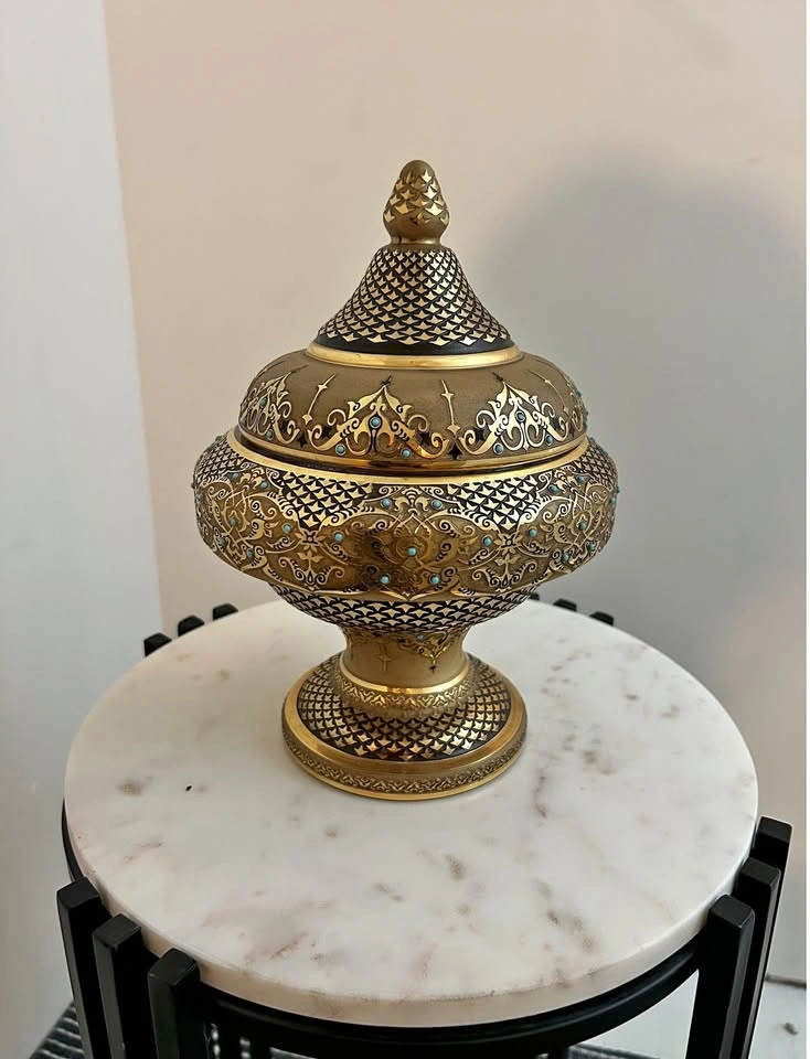 Rare Vintage Paşabahçe Reyya Decorative Lidded Vessel