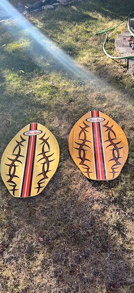 2 Pure Style Skimboards
