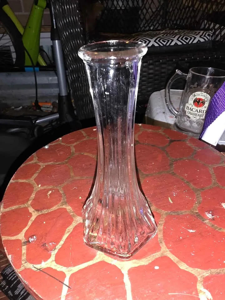 E. O. Brody company Cleveland Ohio clear glass flower vase image indicator(4)