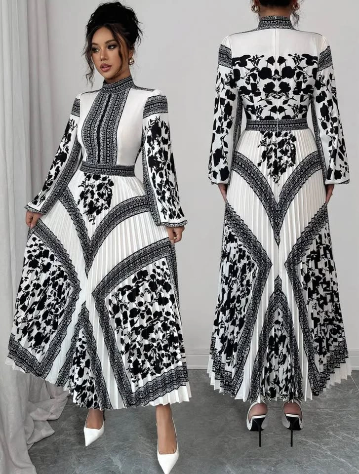 Elegant Black & White Printed Pleated Maxi Dress - Size M - photo 2