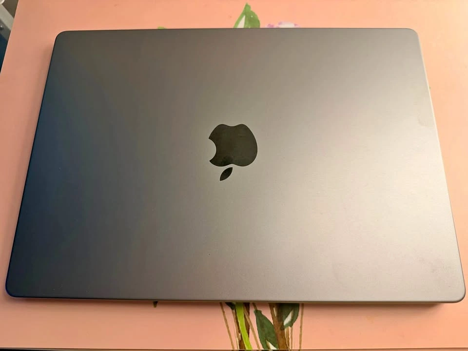 Macbook Pro 2023 for sale
