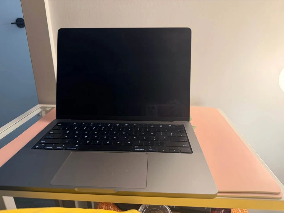 Macbook Pro 2023 for sale - photo 2
