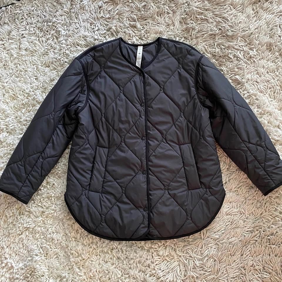 Lululemon Quilted Insulated Jacket - Size M - photo 2