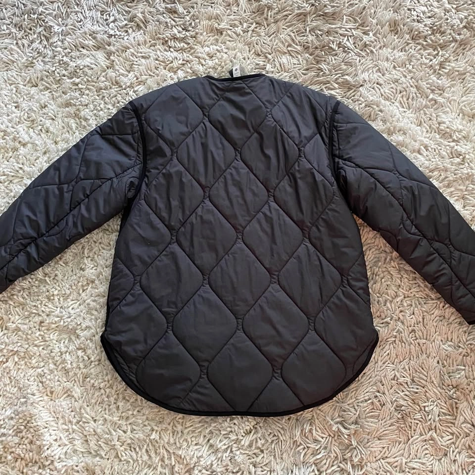 Lululemon Quilted Insulated Jacket - Size M - photo 5