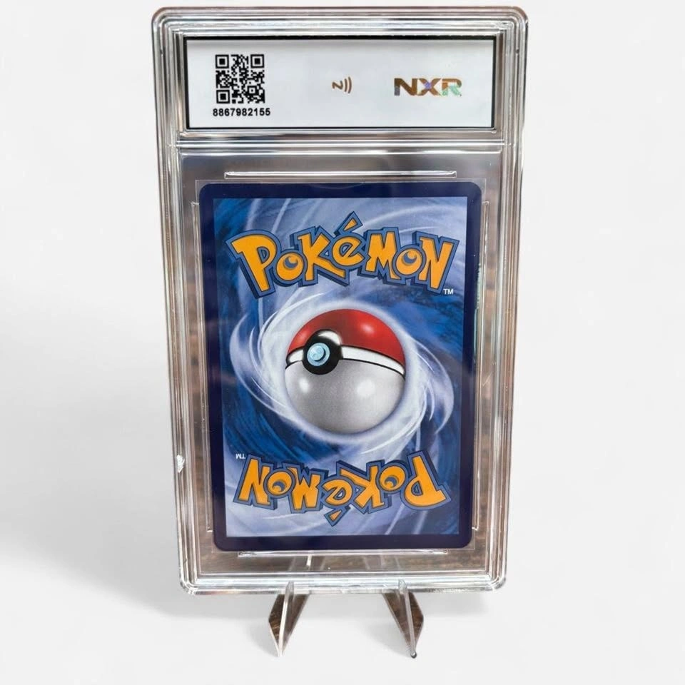 Umbreon V Pokémon card (084/132) graded by NXR 9.5 - photo 2