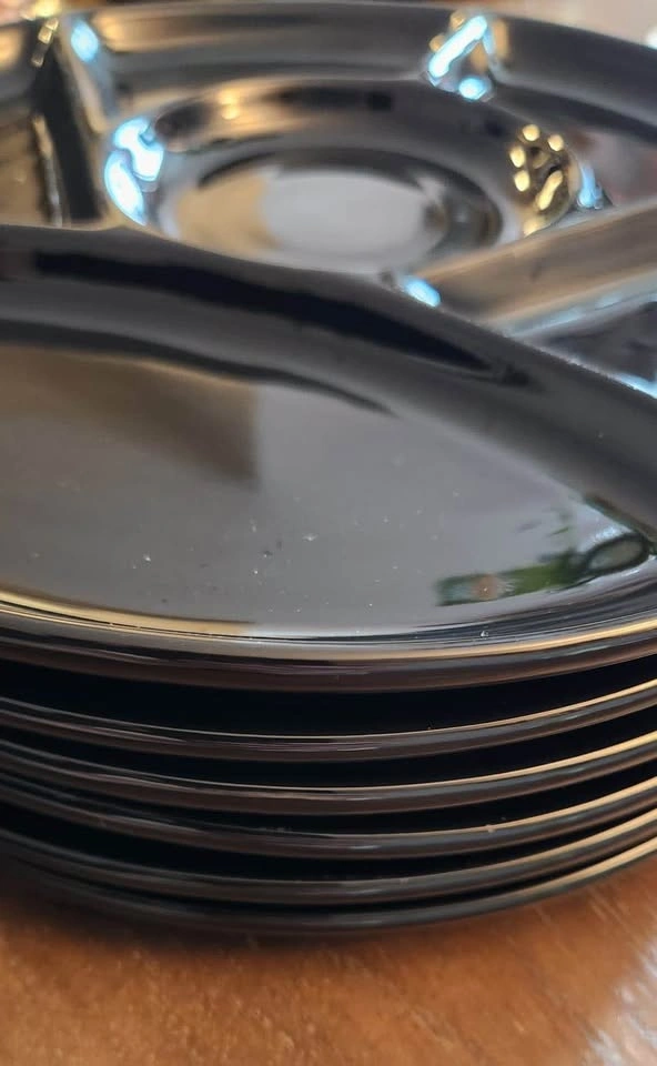 Fondue Set with 6 Plates & Forks - photo 4