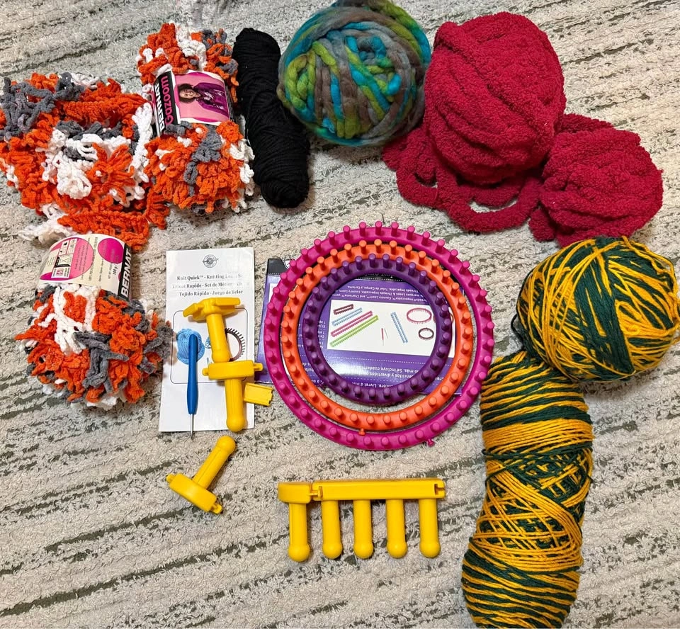 Craft & Knitting Supply Bundle: Yarn, Looms & Zippy Loom
