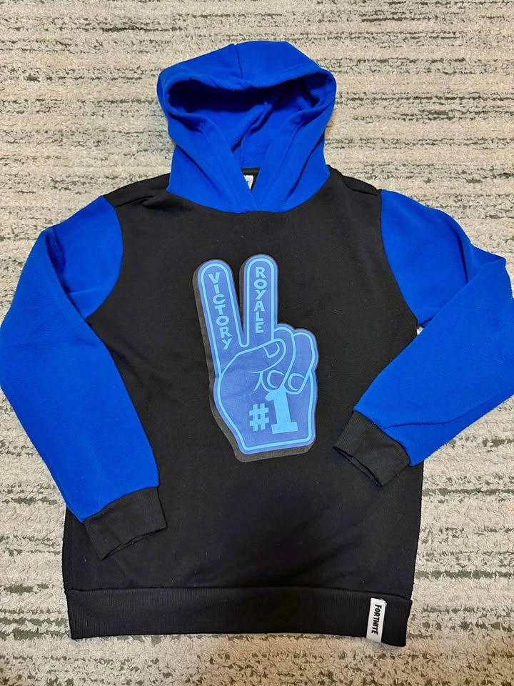 Boys Fortnite Jacket Large 10-12 years old
