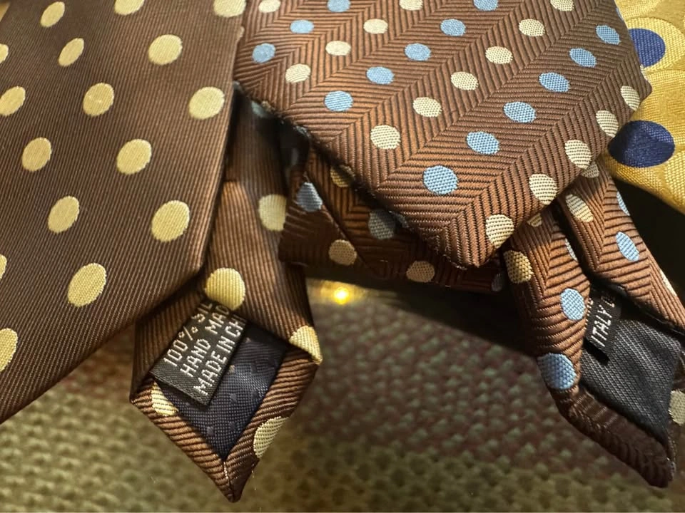 Men’s Designer & Vintage Silk Ties Bundle - photo 5