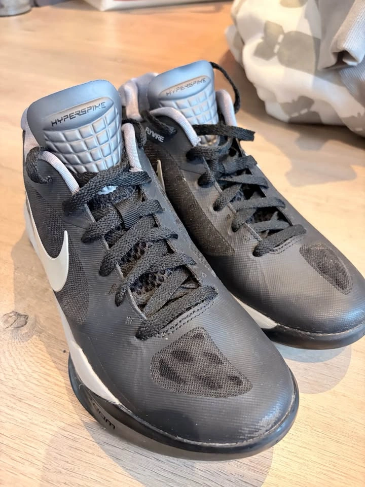 Nike Zoom HyperSpike Volleyball Shoes - photo 2