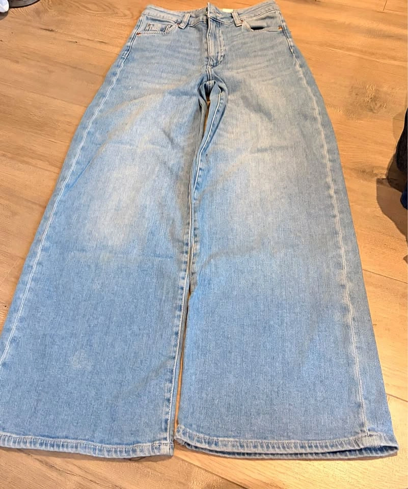H&M wide leg jeans size 0