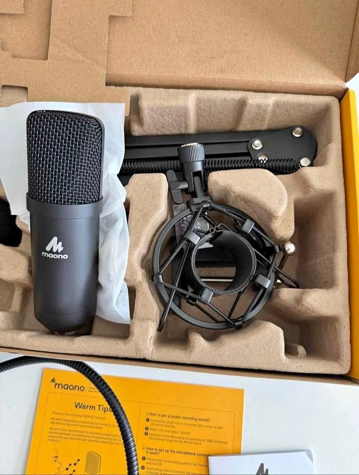 Maono A04 USB condenser microphone