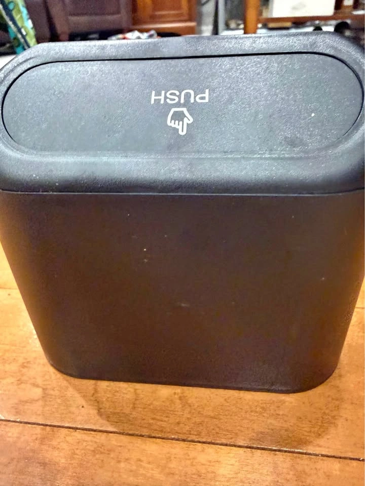 Black Car Trash Can with Push Lid