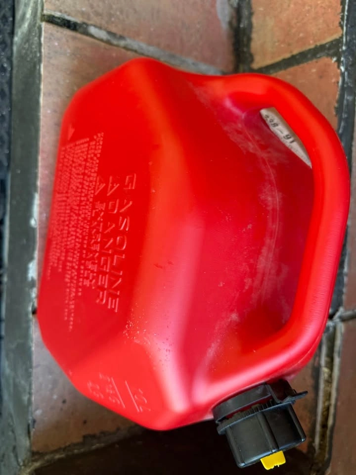 Scepter Gasoline Can - photo 2