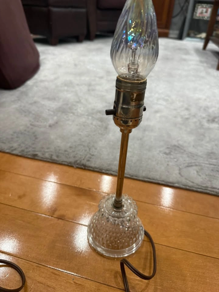 Vintage Hobnail Glass Table Lamp - photo 4