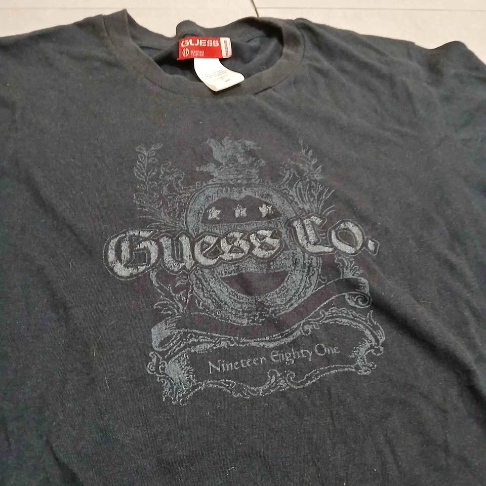 Vintage Guess Nineteen Eighty One Shirt Y2K
