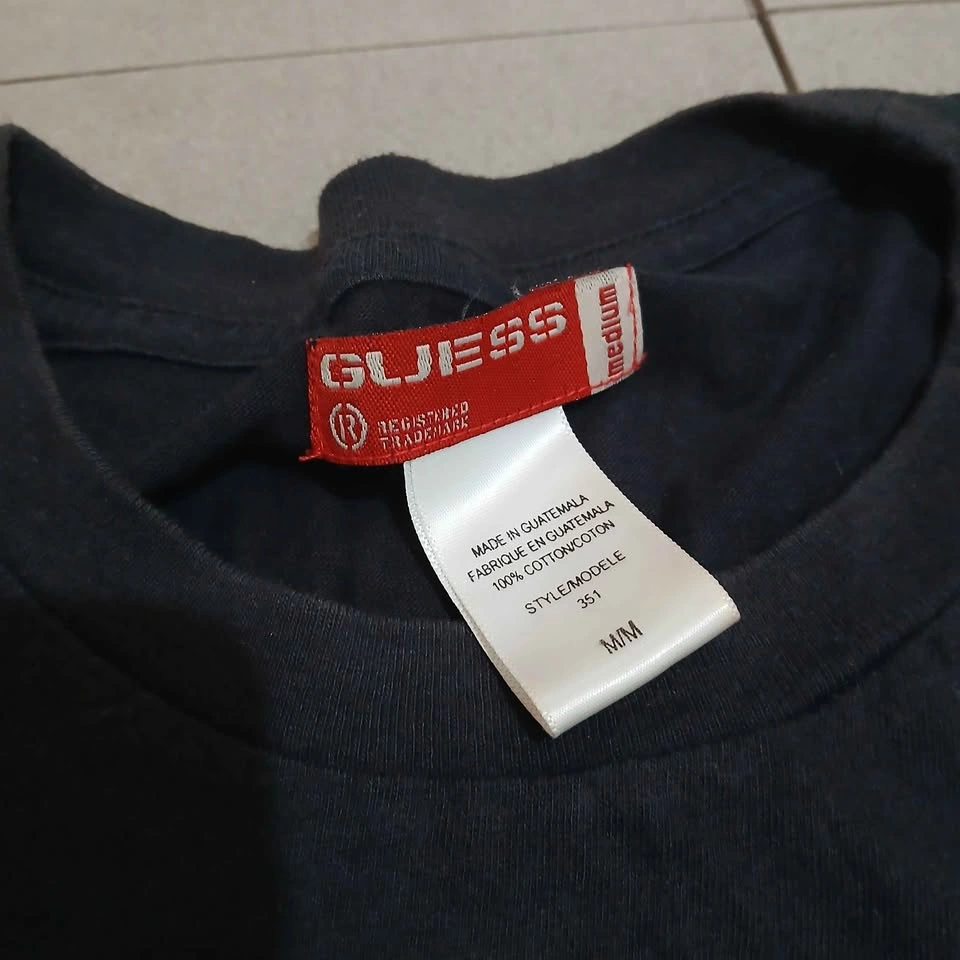 Vintage Guess Nineteen Eighty One Shirt Y2K - photo 3