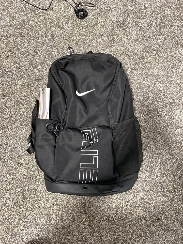 Nike elite bag