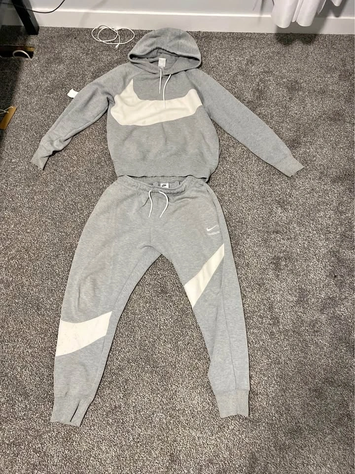 Size S Nike Track Suit Original