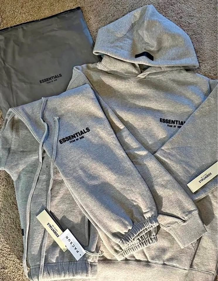 Essentials full set size m