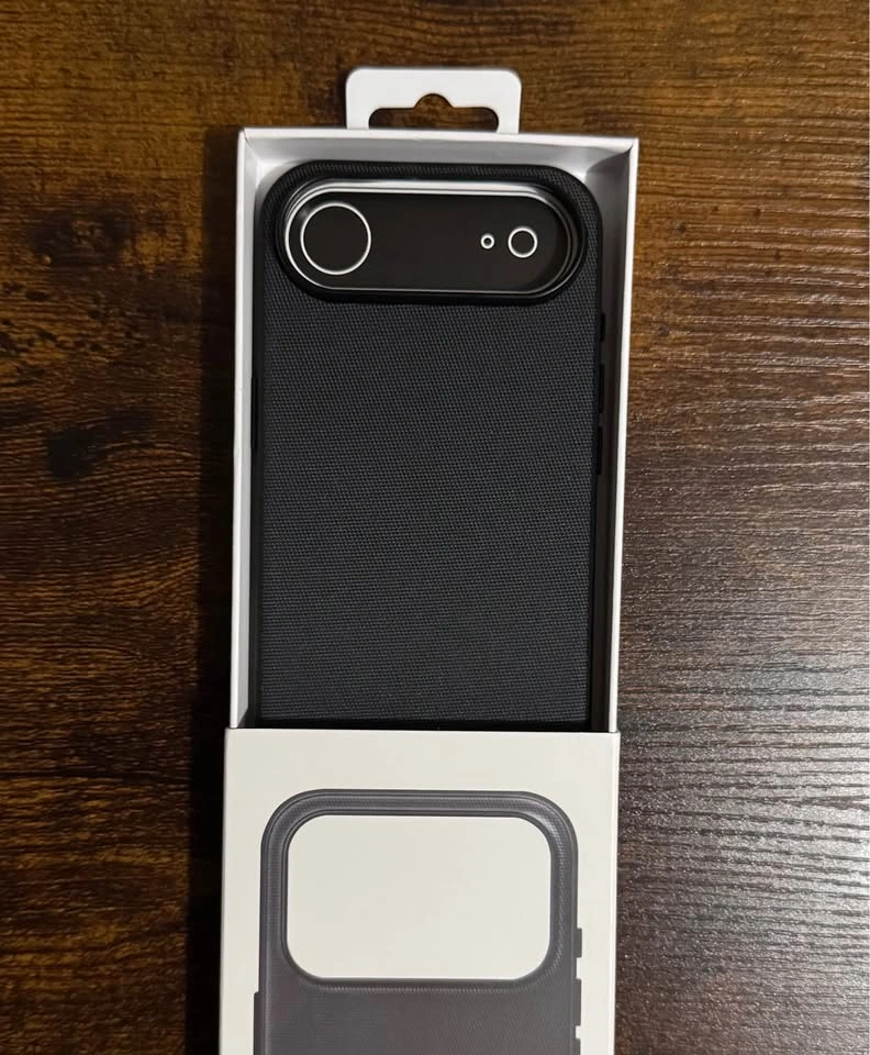 iPhone Air Case Back Cover *NEW* black case - $15 each - photo 2