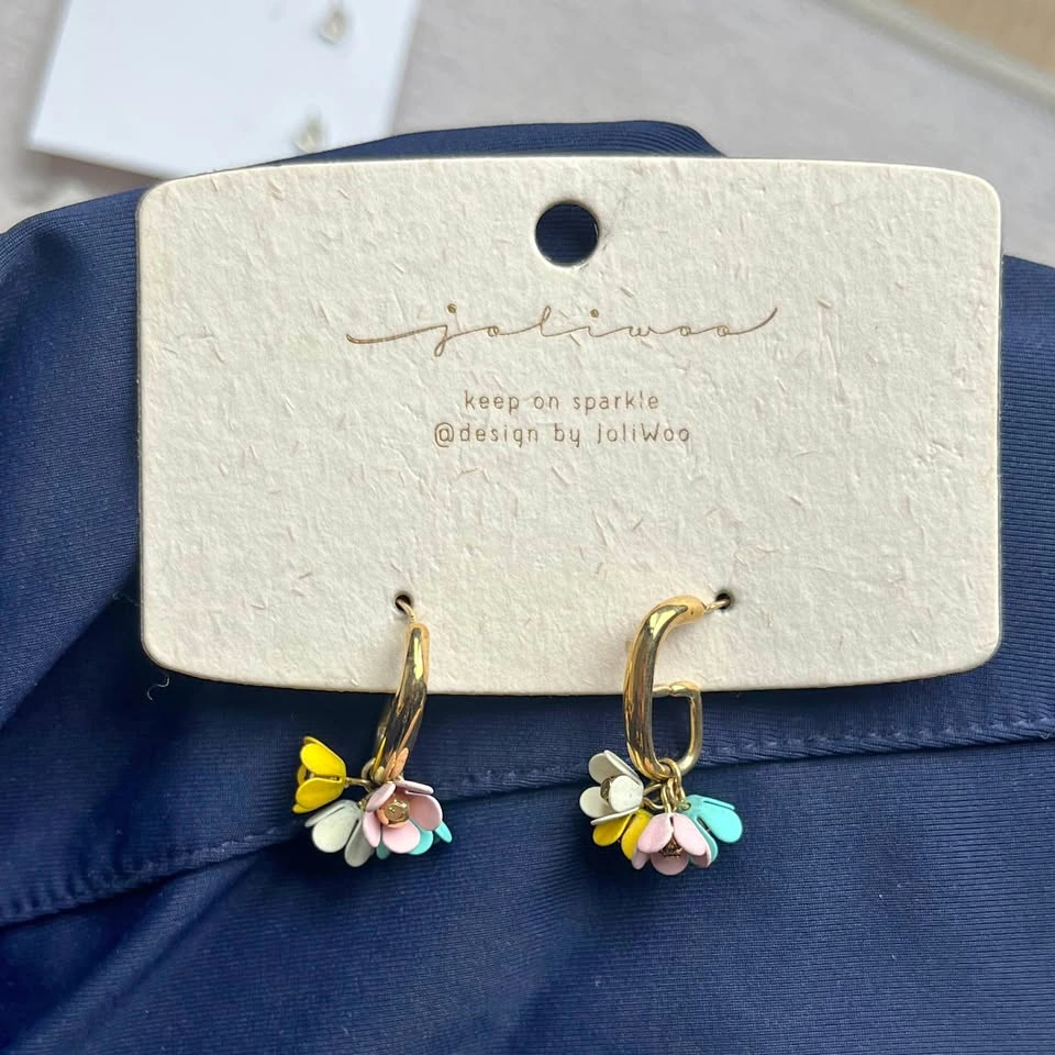 gold bunch of flowers earrings