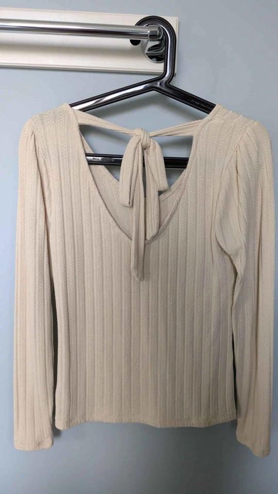 Beige long sleeve size xs - photo 2