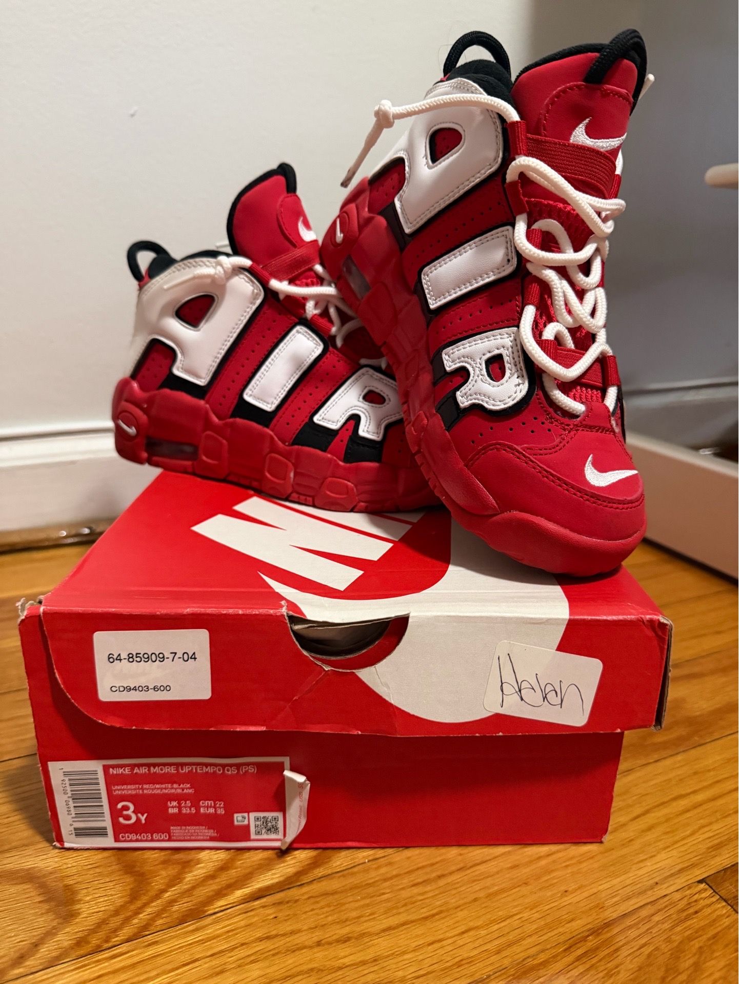 Nike uptempo preschool