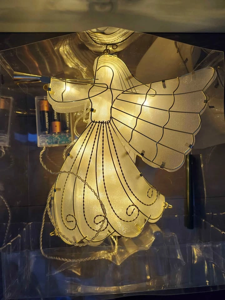 Angel tree topper