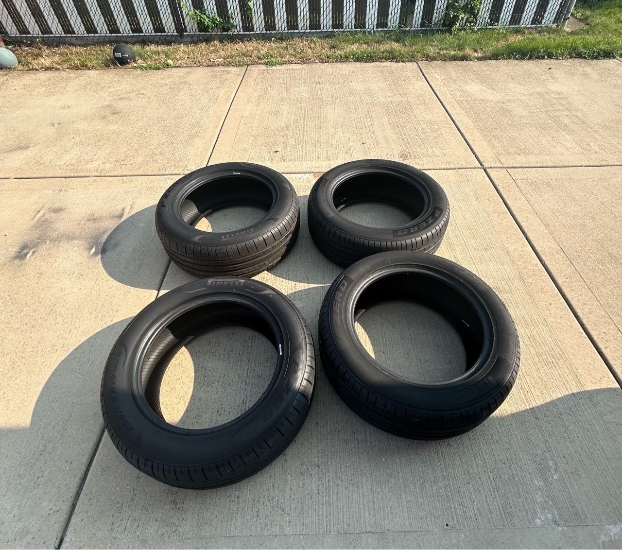255/55R19 107W Pirelli P ZERO PZ4 set of 4 tires