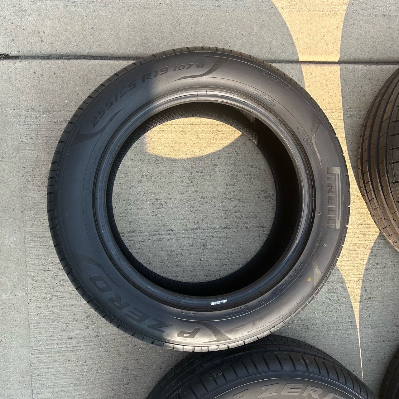 255/55R19 107W Pirelli P ZERO PZ4 set of 4 tires - photo 2