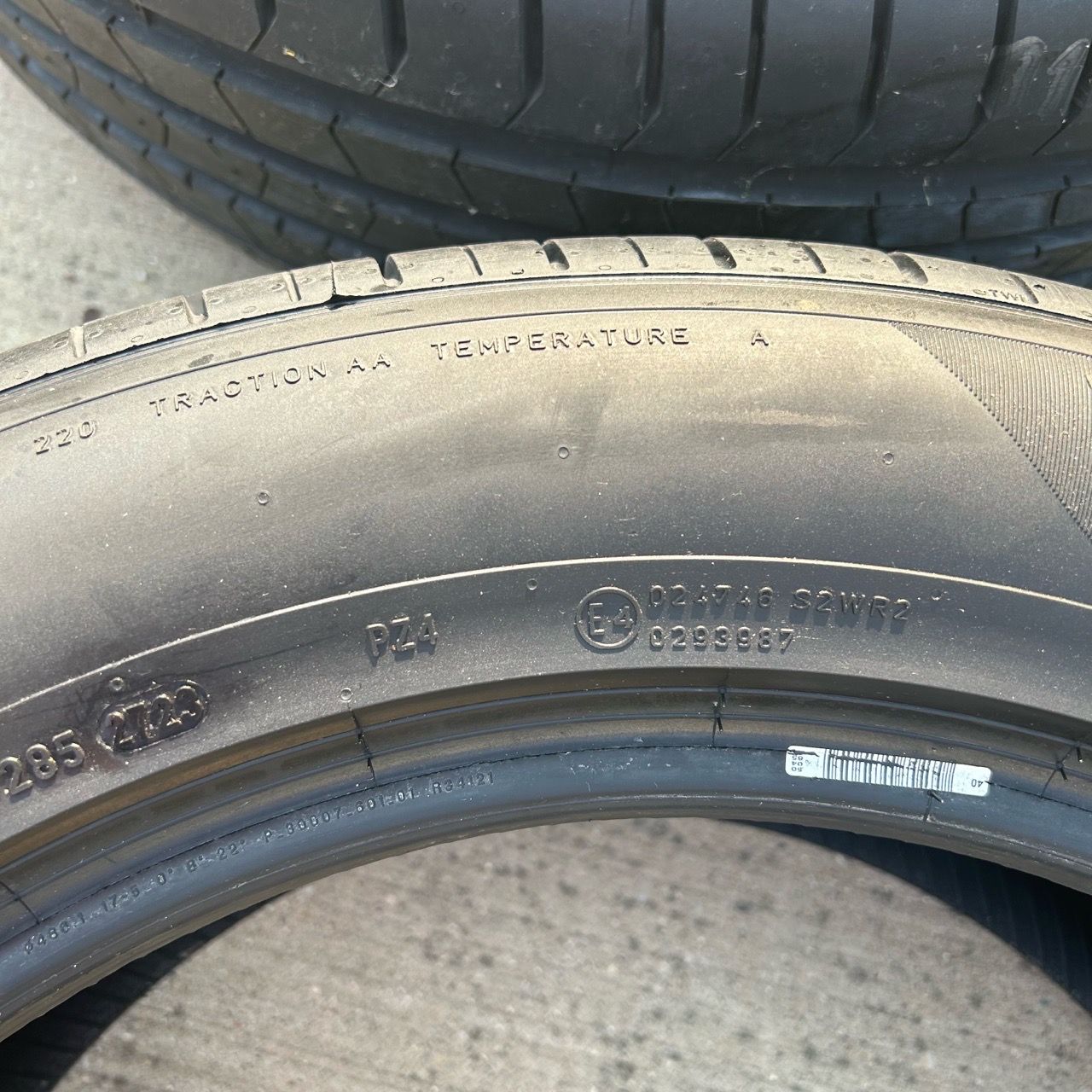255/55R19 107W Pirelli P ZERO PZ4 set of 4 tires - photo 5