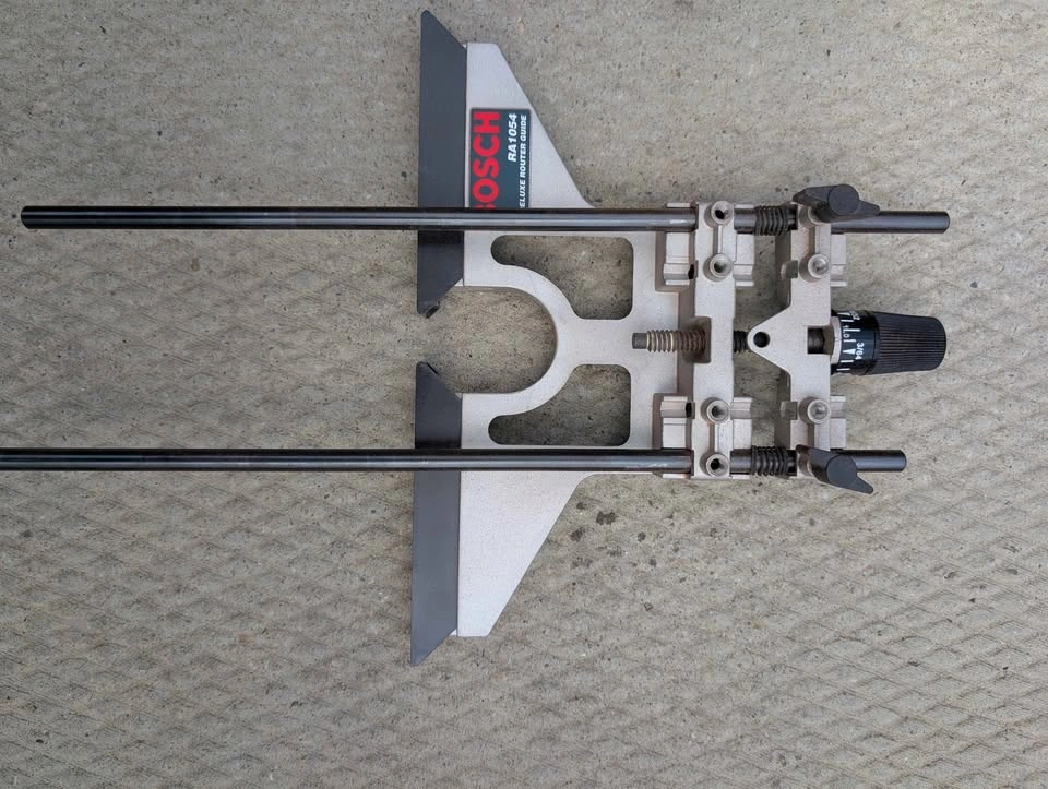 Bosch MR23EVS Router — Multi-Base Kit and router guide - photo 3