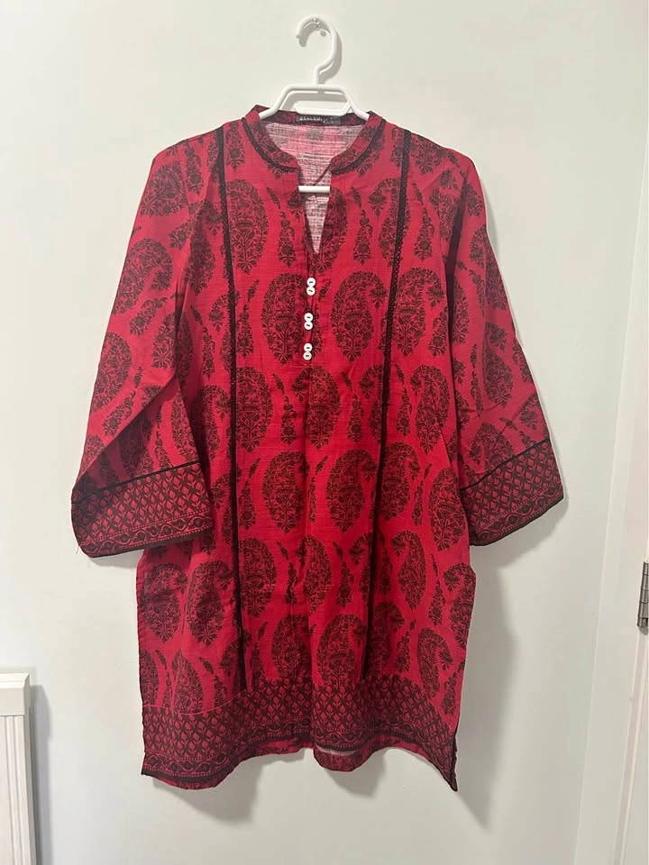 Women Pakistani/indian dress