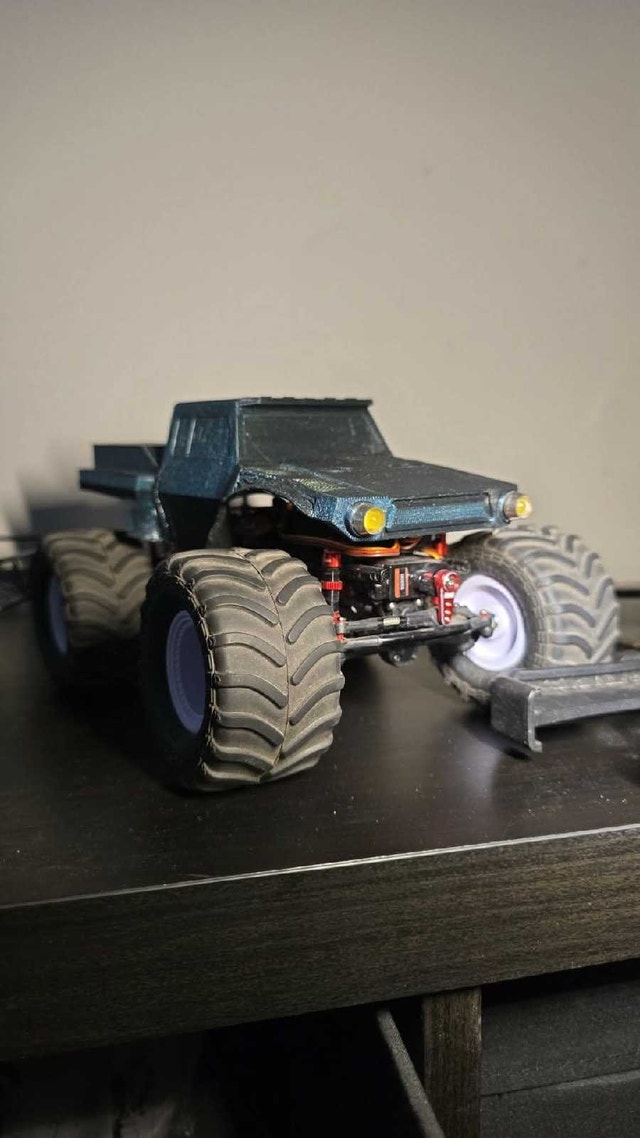SCX 24 RC truck - photo 2