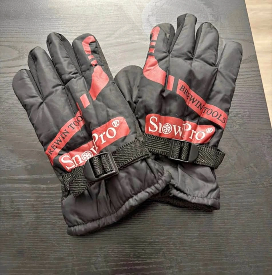 snowpro winter gloves