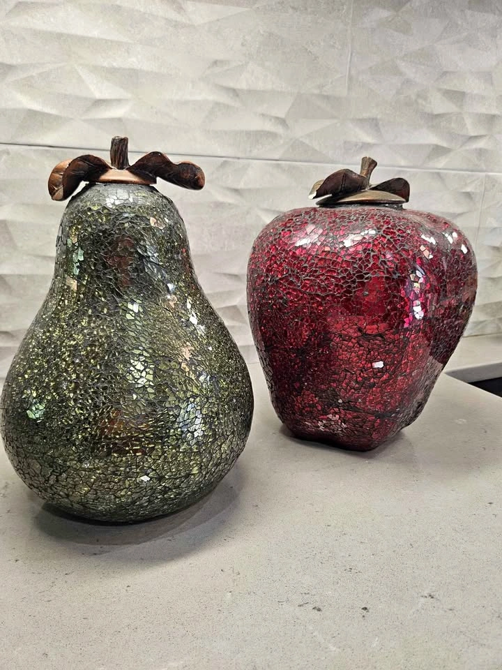 Decorative Mosiac Apple & Pear