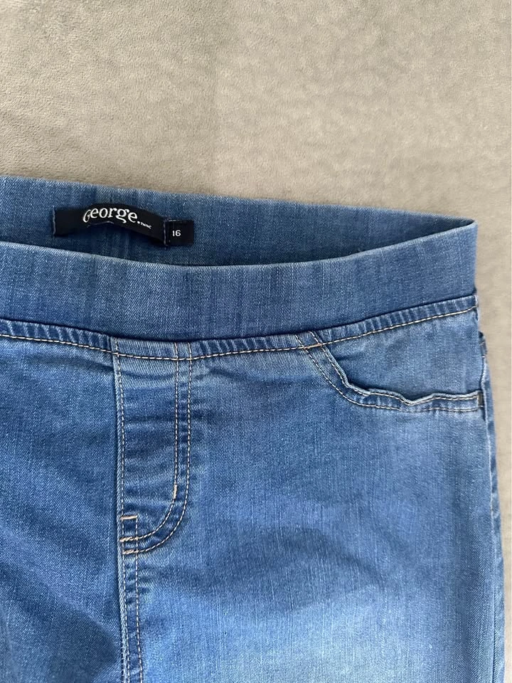 Kids girl George Size 16 Blue Denim Jeggings - photo 4